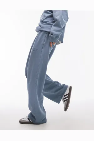 Topshop – St Germain – Jogginghose in mit geradem Bein und Grafik, Kombiteil