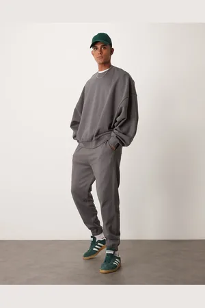 ASOS – Schmal zulaufende Basic-Jogginghose in Anthrazit
