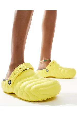 Crocs – Classic Overpuff – Gefütterte Clogs in Cyber
