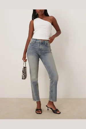 River Island – Schmal geschnittene Jeans in verwaschenem Mittelblau