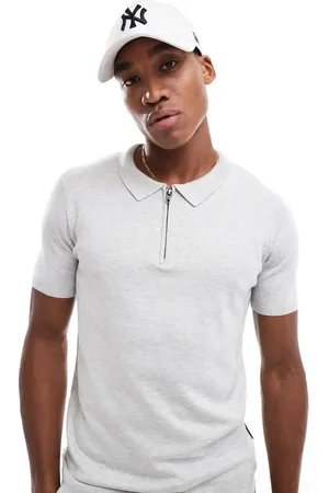 French Connection French Connection – T-Shirt aus Strick in Hellgrau mit Polokragen und halblangem Reißverschluss