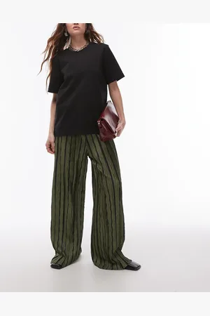 Topshop – Weit geschnittene, plissierte Hose in mit Streifen