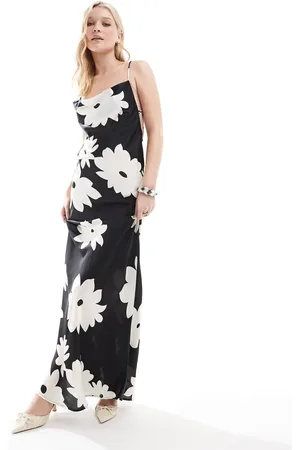 Object – Satin-Maxikleid in mit Blumenmuster und tiefem Rückenausschnitt mit hinten überkreuzten Trägern