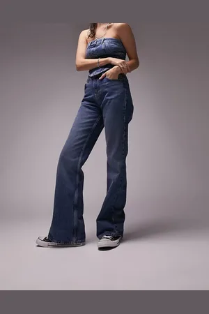 Topshop – Schlagjeans im 90er-Stil in Mittelblau mit mittelhohem Bund