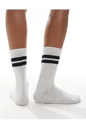 VERO MODA – Gerippte Sportsocken in und Marineblau