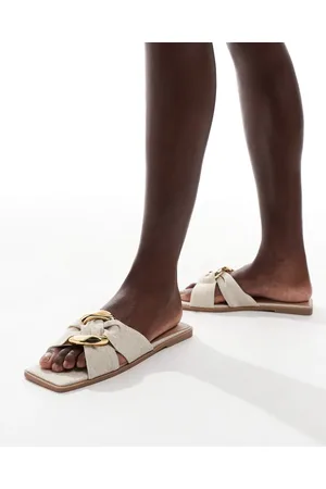 ASOS – Foxy – Slider in Naturfarbe mit Metallbesatz