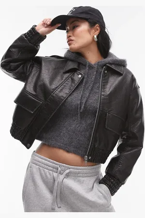 Topshop – Kurze, bauschige Kunstleder-Bomberjacke in