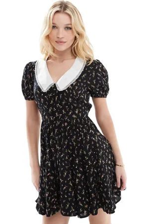 Miss Selfridge – Freizeitkleid mit Kragen und Blumenprint
