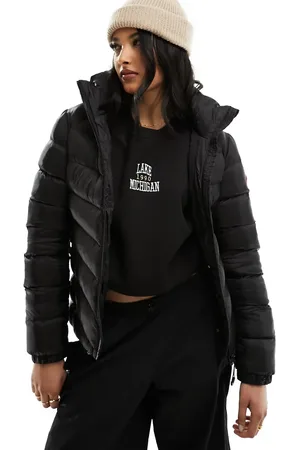 Superdry – Fuji – Wattierte Jacke in mit Kapuze