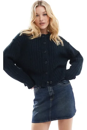ASOS – Minirock aus Denim mit grünem Farbstich
