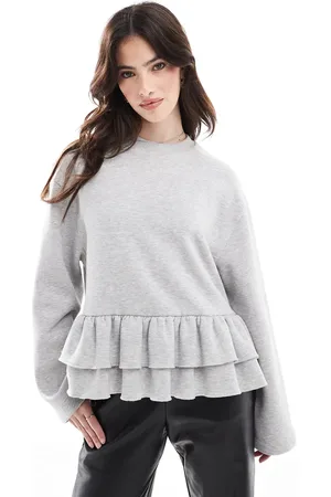 ASOS – Sweatshirt in meliertem mit Rundhalsausschnitt und Rüschensaum