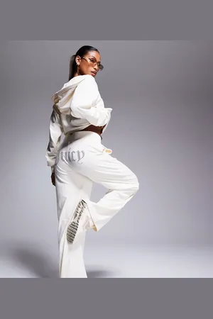 Juicy Couture – Jogginghose aus Velours in mit weitem Bein, exklusiv bei ASOS