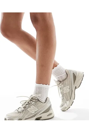 New Balance – 740 – Sneaker in Beige, exklusiv bei ASOS