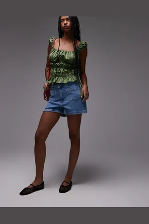 MANGO – Jeans-Shorts in Hellblau mit Vordertaschen und schmalem Schnitt