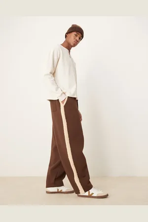 ASOS – Jogginghose in Khaki mit Ballon-Schnitt und Teddyfutter