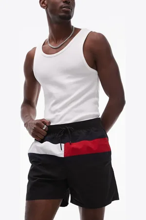 Tommy Hilfiger – Badeshorts in mit Kordelzug und großer Flag