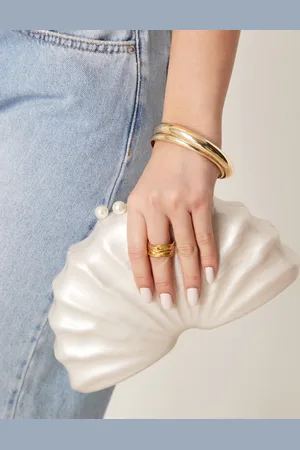ASOS – Strukturierte Clutch-Tasche in irisierendem Creme mit abnehmbarer Tragetasche