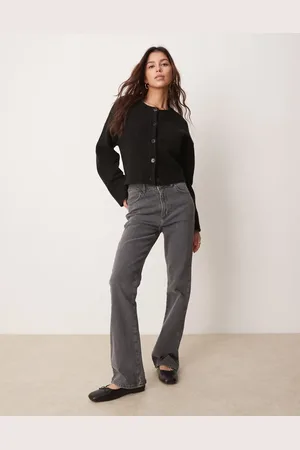 ASOS – Ausgestellte Bootcut-Jeans in mit Komfort-Stretchanteil und mittelhohem Bund