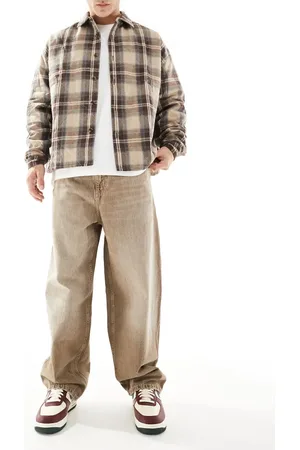 Pull&Bear – Jeans in stark verwaschenem mit Skater-Schnitt