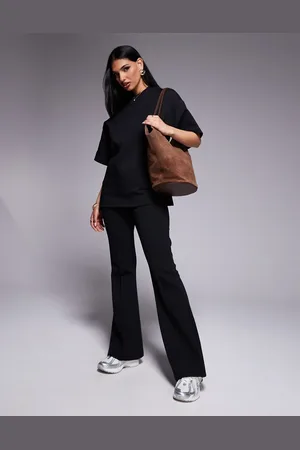 ASOS – Schmal geschnittene, ausgestellte Interlock-Hose in Schwarz mit Ziernaht, Kombiteil