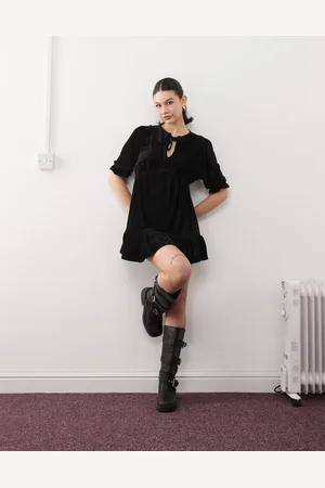Reclaimed – Freizeitkleid aus Cord in