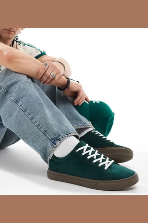 ASOS – Schnür-Sneaker aus Wildlederimitat in