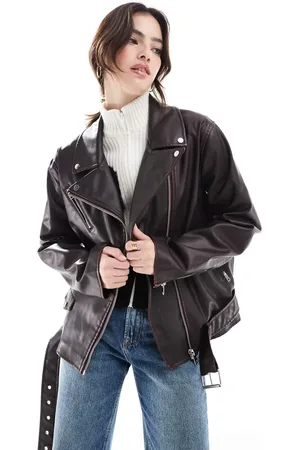 Cotton On Cotton On – Roman – Bikerjacke aus Kunstleder in Used-Kirschrot