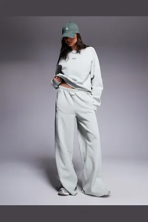 ASOS Weekend Collective – Weit geschnittene Jogginghose in verwaschenem Salbeigrün, Kombiteil