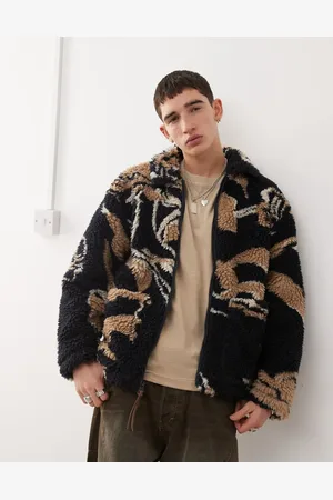 Obey – Kunstfell-Jacke in mit Pilz-Grafik