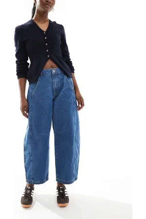 ASOS – Verkürzte Barrel-Jeans in Mittelblau mit mittelhohem Bund