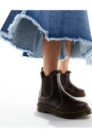 Dr. Martens – 2976 Leonore – Chelsea-Stiefel aus dunkelbraunem Leder mit Pelzfutter