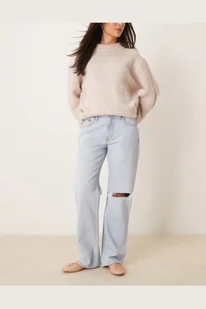 Abercrombie & Fitch – Weit geschnittene Jeans in hellblauer Waschung mit niedrigem Bund und Zierrissen am Knie