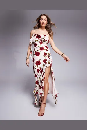Love Triangle – Gerafftes Maxikleid mit Rosenprint und Rückenausschnitt