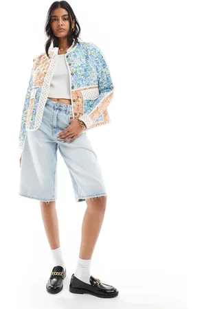 ONLY – Wattierte Patchwork-Jacke mit Blumenmuster