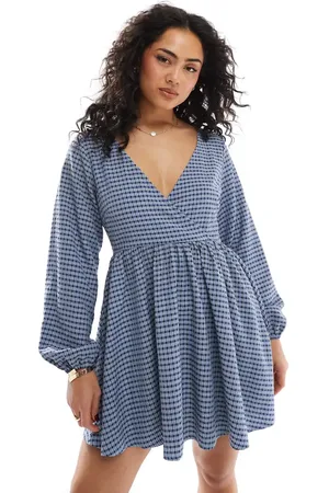 Daisy Street – Minikleid in kariertem mit V-Ausschnitt