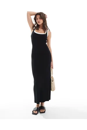 New Look – Maxikleid in mit Kontrastpaspeln