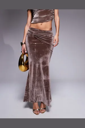 ASOS – Maxirock aus Samt in Nerzbeige mit drapiertem Schwalbenschwanz, Kombiteil