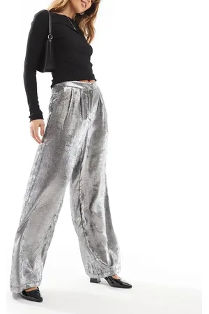 ONLY – Locker geschnittene Hose in Metallic-Silber