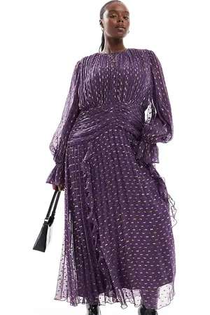 ASOS ASOS DESIGN Curve – Hochgeschlossenes, genopptes Maxikleid in Lila mit Raffung und Gürteldetail