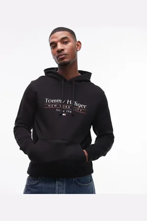 Tommy Hilfiger – Kapuzenpullover in mit zentriertem Stapel-Logo
