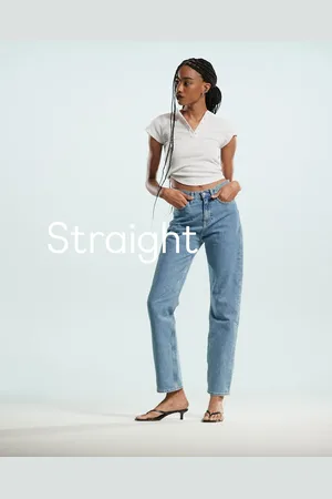 Calvin Klein – Gerade geschnittene Jeans mit hohem Bund in mittlerer Waschung