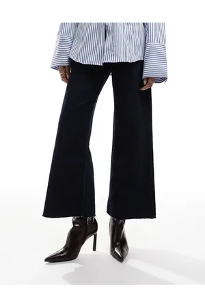 Pull&Bear – Stiefel in dunklem Burgunderrot mit spitzer Zehenpartie und Absatz