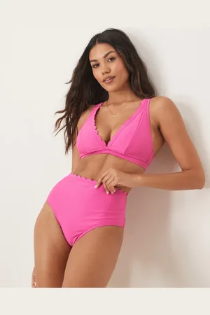 Peek & Beau – Fuller Bust – Strukturierte Bikinihose in mit Bogenkante und hohem Bund