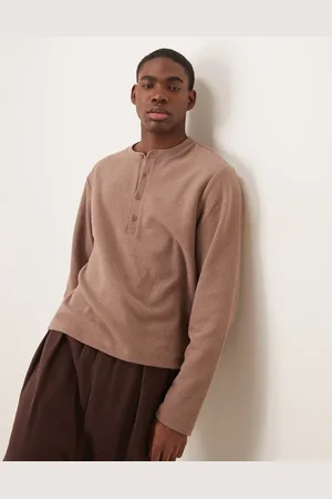 ASOS – Boxy Fit Langarm-Shirt in aus gebürstetem Rippstrick mit Henley-Ausschnitt