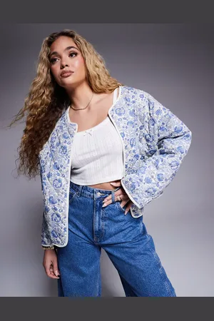 River Island – Wendbarer Hausmantel in geblümt