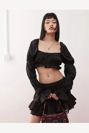 Monki – Langärmliges Cropped-Oberteil aus Satin in mit Puffärmeln und Rüschen