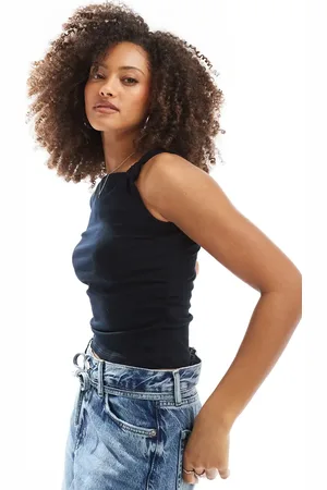 Cotton On Cotton On – Marlow – Kurzarm-Top in mit verdrehtem Schulterdetail