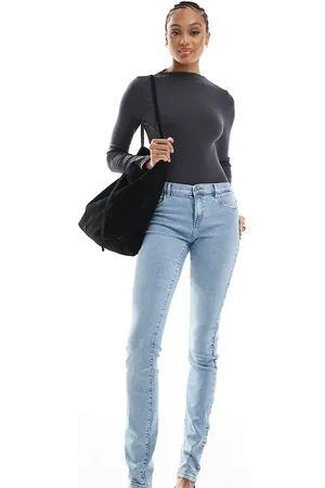 ONLY – Rain – Enge Jeans mit Waschung in Hellblau