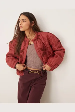 Free People – Quinn – Gesteppte Patchwork-Jacke in Marsala