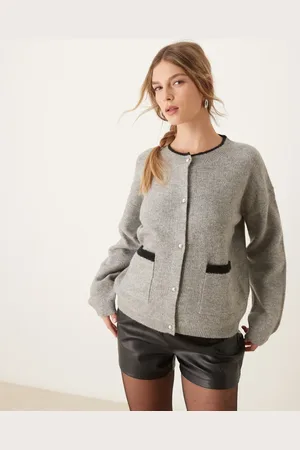 JDY – Strickjacke in mit Zierperlen-Knöpfen